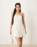 [Abercrombie & Fitch] Abercrombie & Fitch square neck structured mini dress in white L WHITE