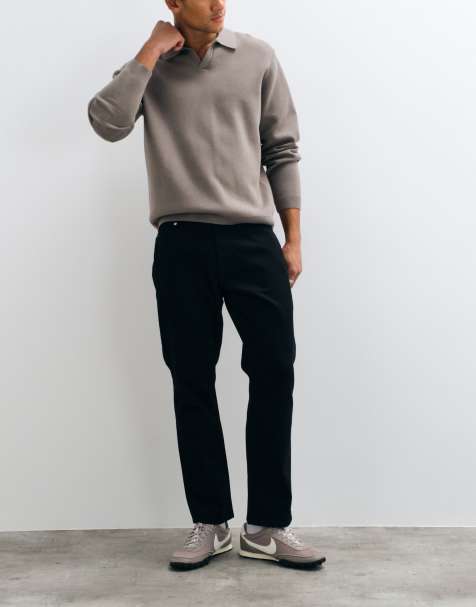 Abercrombie & Fitch straight fit jeans in black - view 1