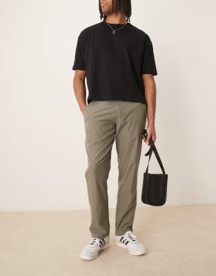 Abercrombie & Fitch Abercrombie & Fitch straight leg tailored trousers in olive-Green