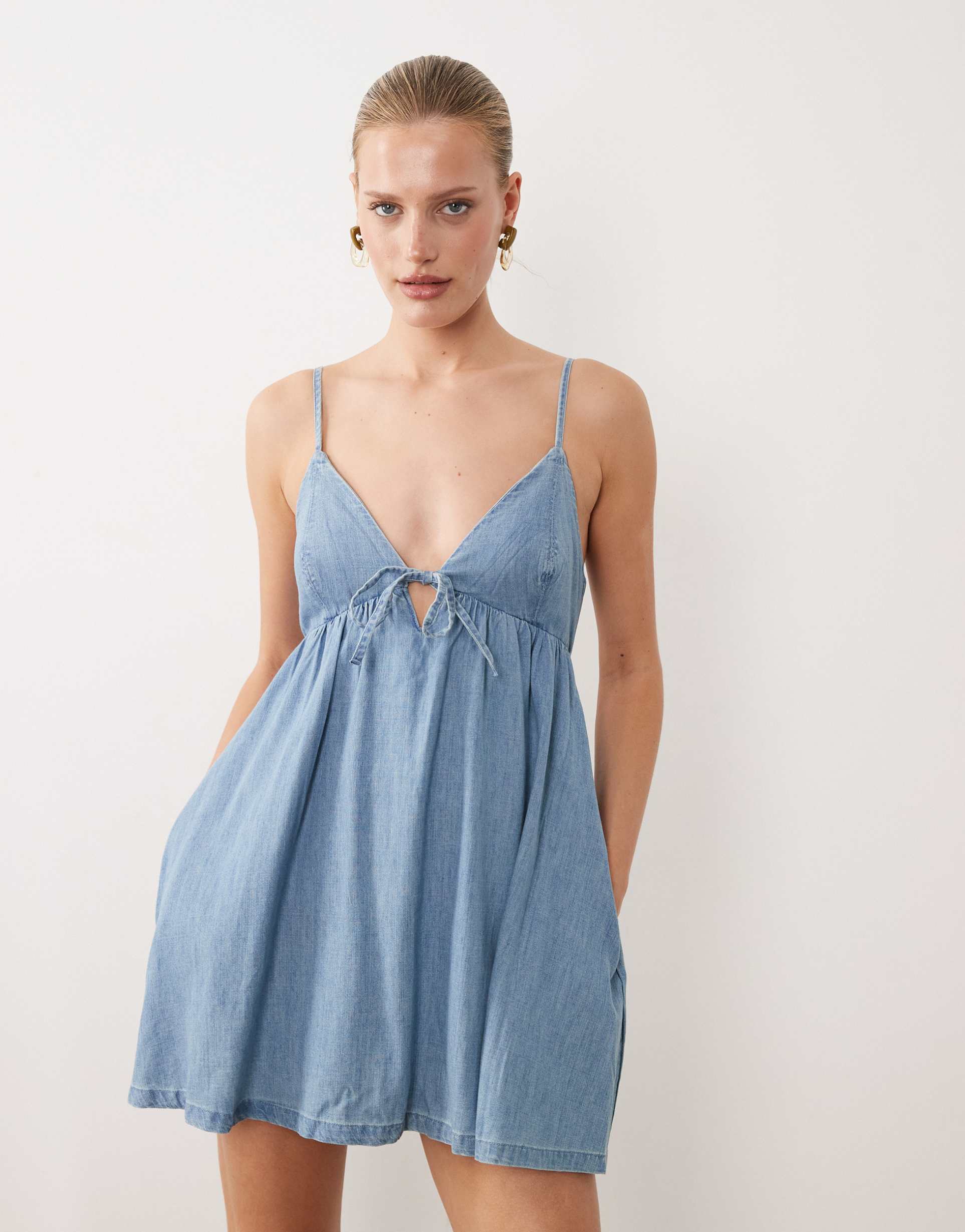 abercrombie & fitch strappy flowy mini skort dress with built-in bra in light blue