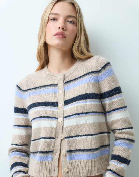 Abercrombie & Fitch Strick-Cardigan mit Rundhalsausschnitt in mehrfarbigem Creme-Streifenmuster - view 1