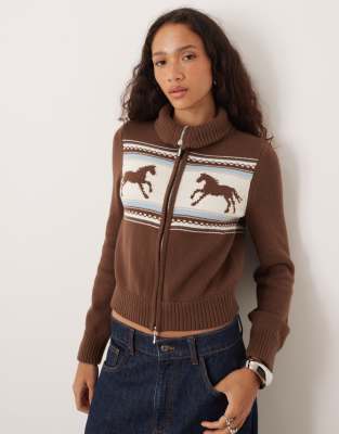 Abercrombie & Fitch - Strickjacke in Braun mit Zwei-Wege-Reißverschluss, umgeschlagenem Kragen und Pferde-Grafik-Brown