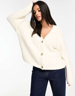 Abercrombie & Fitch – Strickjacke in Cremeweiß mit Zopfmuster und Knopfleiste