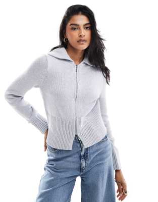 Thumbnail - Abercrombie & Fitch - Strickjacke in Hellgrau mit Kragen und Reißverschluss