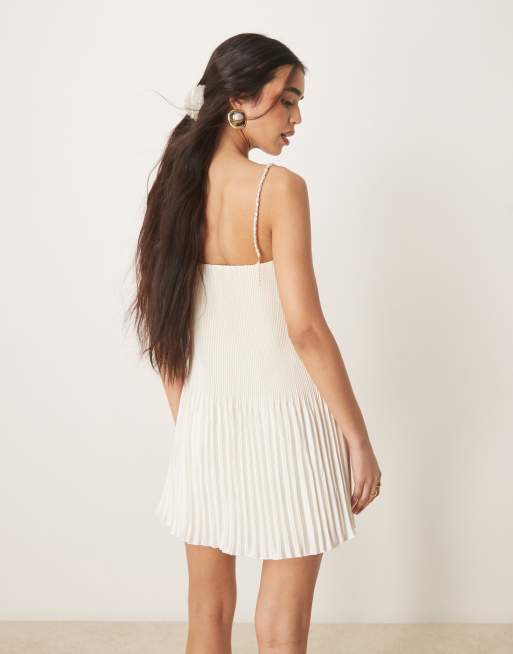 Abercrombie & Fitch – Strukturiertes Minikleid in Weiß mit eckigem Ausschnitt, 4 von 4
