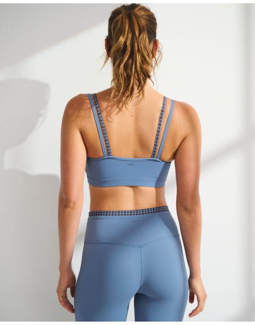Abercrombie & Fitch Studioflex double-layered sports bra in blueberry check, 6 of 7