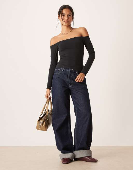 Abercrombie & Fitch – Svart, formande topp med bara axlar, 3 av 4