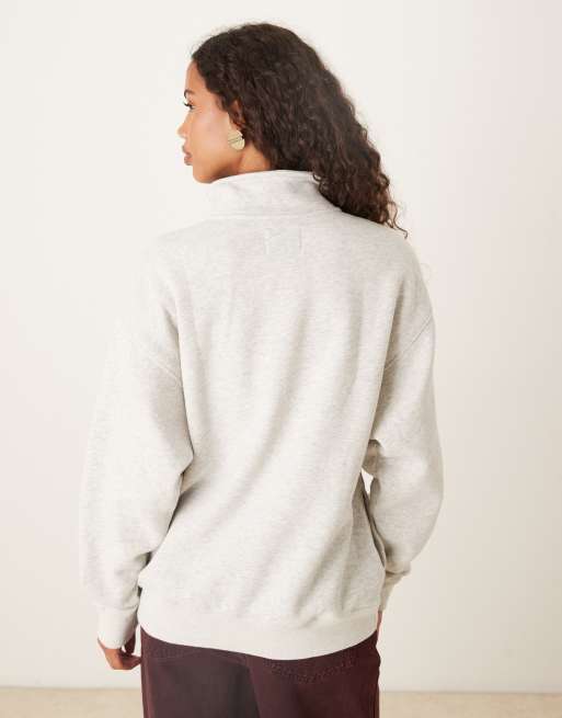 Abercrombie & Fitch - Sweat en polaire à col zippé et logo sur le devant - Gris, 4 de 4