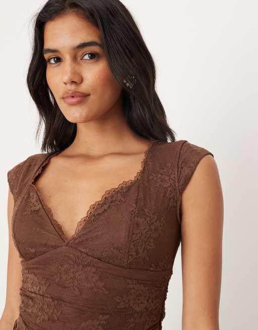 Abercrombie & Fitch - Sweetheart-top met korte mouwen en kant in bruin
