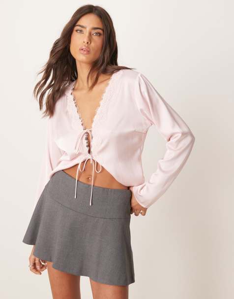 Abercrombie & Fitch – Szare spódnicospodnie mini z falbanką i podwyższonym stanem - view 1