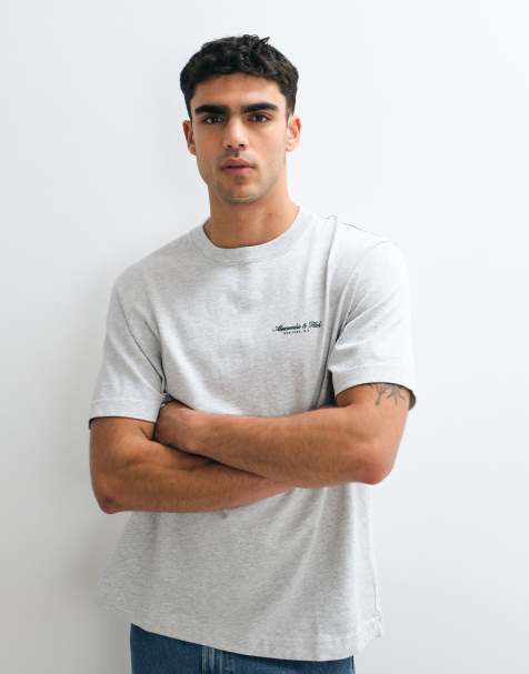 Abercrombie & Fitch - T-shirt à manches courtes et inscription logo - Gris chiné - view 1