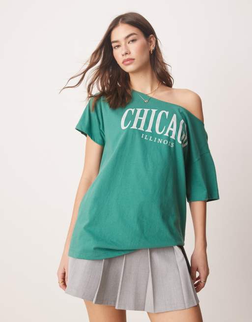 Abercrombie & Fitch – T-Shirt in Grün mit Chicago-Print und U-Boot-Ausschnitt
