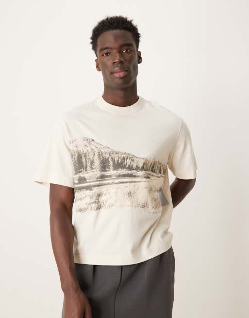 Abercrombie & Fitch - T-shirt met korte mouwen en grafische print op de achterkant in beige