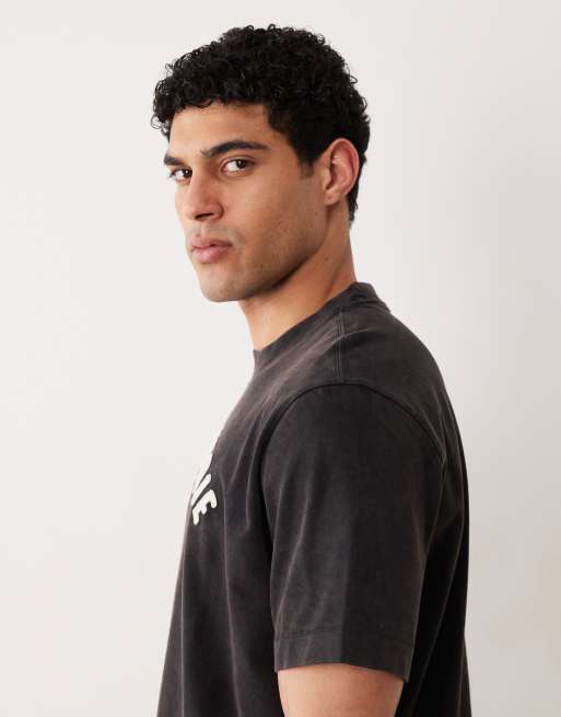 Abercrombie & Fitch - T-shirt nero slavato con patch con logo, 4 di 5