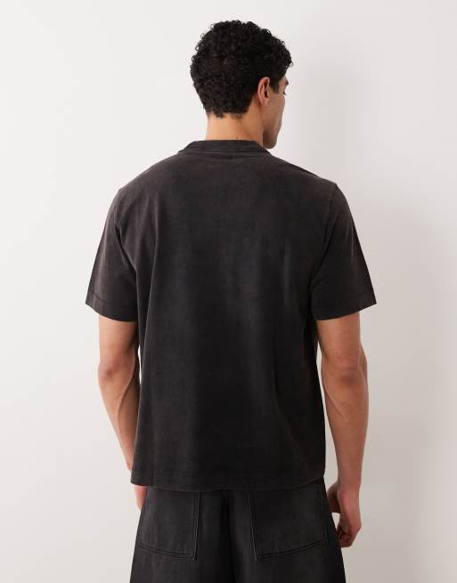 Abercrombie & Fitch - T-shirt nero slavato con patch con logo, 5 di 5