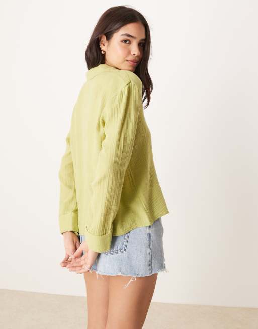 Abercrombie & Fitch textured relaxed beach shirt in lime, 3 of 4