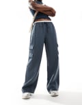 [Abercrombie & Fitch] Abercrombie & Fitch tie waist cargo pants in grey W25-26 GREY