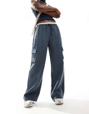 Abercrombie & Fitch Abercrombie & Fitch tie waist cargo trousers in grey