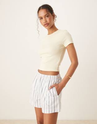 tie waist poplin shorts in blue stripes