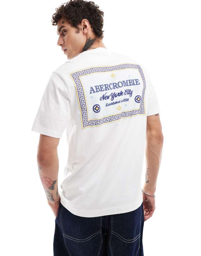 Abercrombie & Fitch - tile inspired logo centre and back print classic fit t-shirt in white