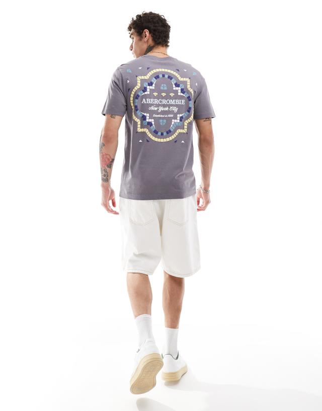 Abercrombie & Fitch - tile inspired logo pocket and back print classic fit t-shirt in mid grey