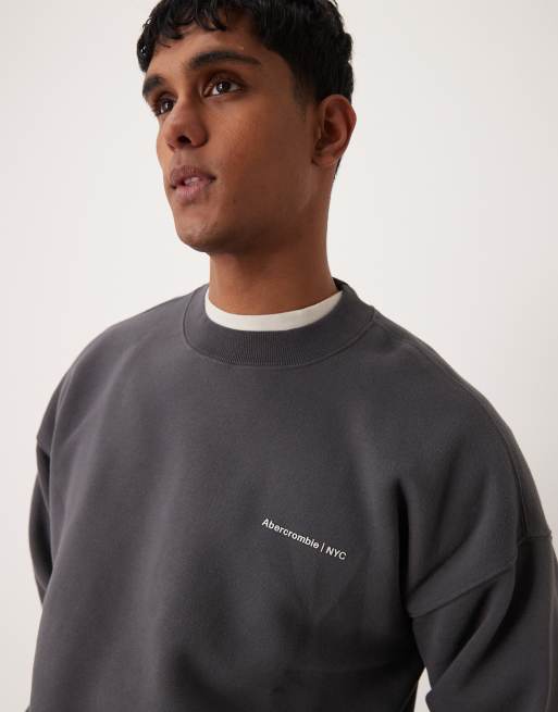 Abercrombie & Fitch – Timeless – Mörkgrå sweatshirt med rund halsringning och logga, 3 av 4