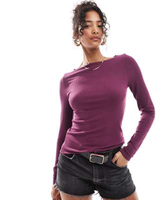 Abercrombie & Fitch - Top a coste a maniche lunghe viola uva con scollo a barchetta