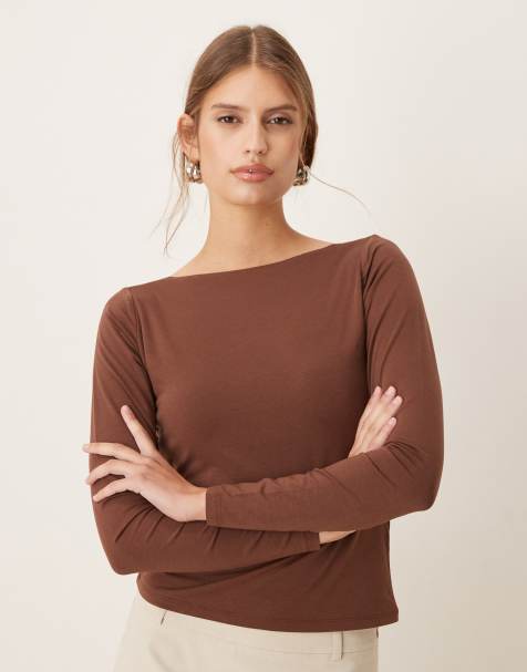 Abercrombie & Fitch - Top a maniche lunghe marrone con scollo a barchetta e drappeggio sulla schiena - view 1