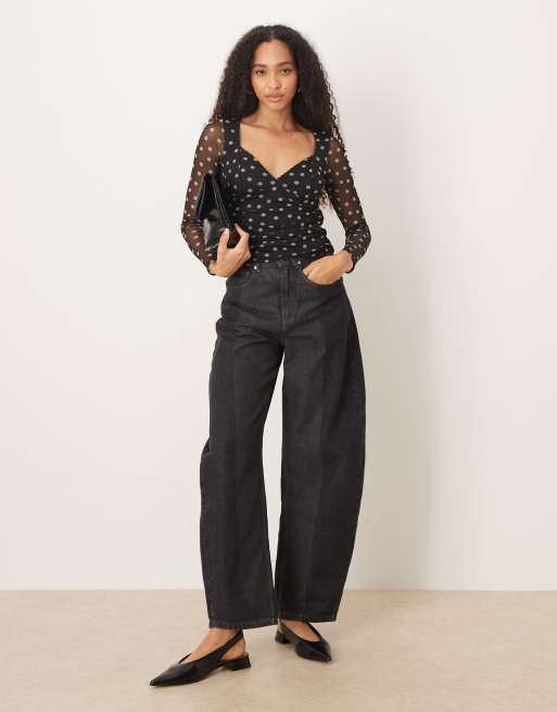 Abercrombie & Fitch - Top a maniche lunghe nero a pois con scollo a cuore, 2 di 4