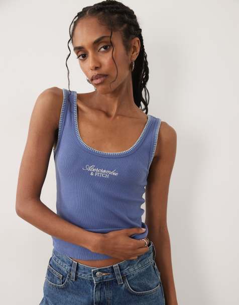 Abercrombie & Fitch - Top blanco sin mangas con cuello ancho y logo - view 1