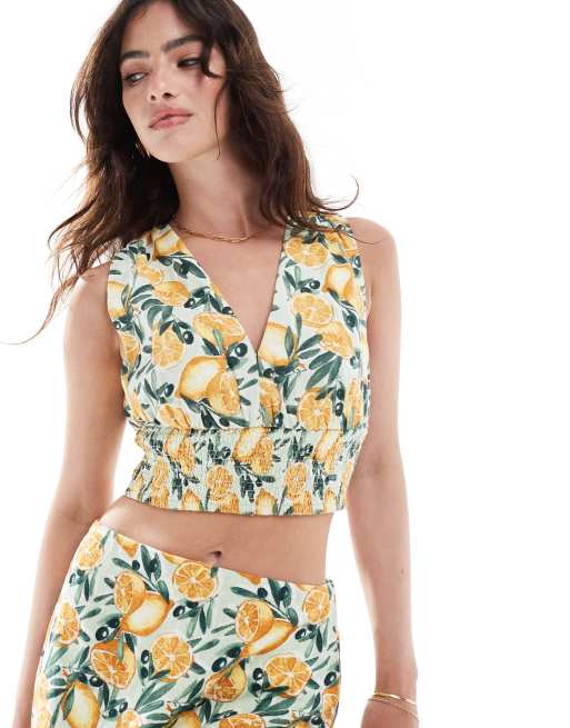 Abercrombie & Fitch - Top d'ensemble à imprimé citrons avec décolleté plongeant et taille froncée