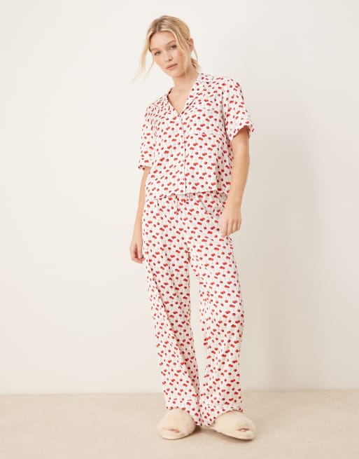 Abercrombie & Fitch - Top d'ensemble de pyjama boutonné à imprimé cerises, 2 de 4