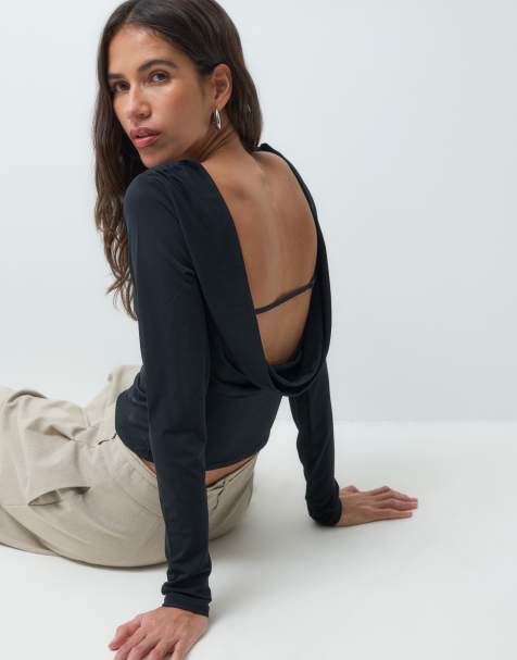 Abercrombie & Fitch top med draperet halsdetalje i sort - view 1