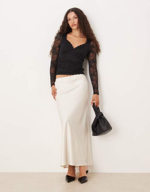 Abercrombie & Fitch - Top met lange mouwen met hartvormige halslijn en kant in zwart