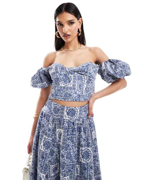 Abercrombie & Fitch - Top met pofmouwen in blauwe tegelprint, deel van co-ord set - view 1