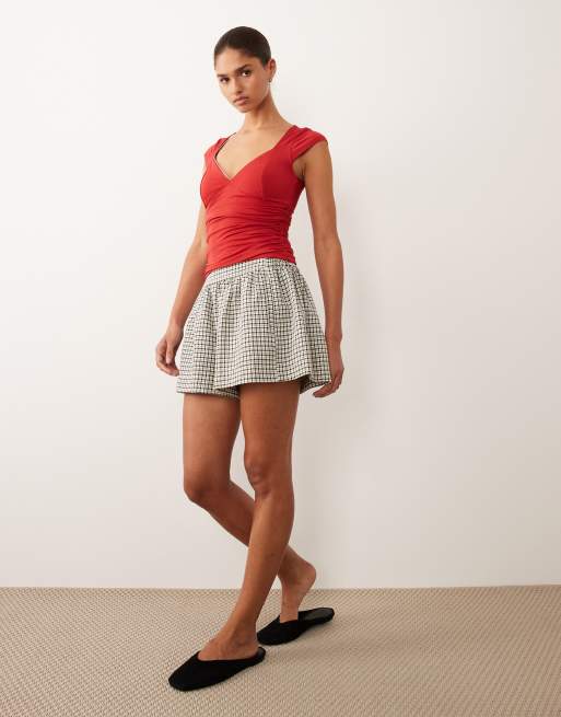 Abercrombie & Fitch - Top rosso con scollo a cuore e reggiseno integrato, 2 di 4