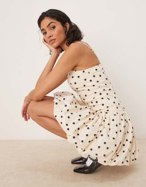 Abercrombie & Fitch – Trägerloses Minikleid mit Ballonsaum und schwarzem Punktemuster - view 1