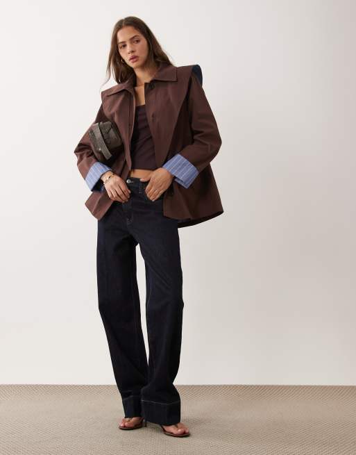 Abercrombie & Fitch - Trench taglio corto svasato marrone con sciarpa, 2 di 4