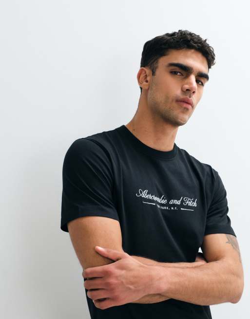 Abercrombie & Fitch trend chest script logo t-shirt in black, 5 of 5