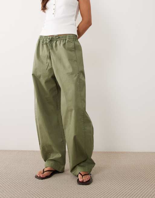 Abercrombie & Fitch twill barrel fit pants in olive, 2 of 5