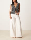 [Abercrombie & Fitch] Abercrombie & Fitch ultra wide leg pants in ecru-Neutral W26 CREAM