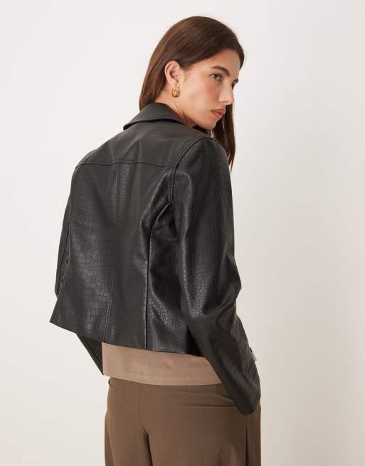 Abercrombie & Fitch - Veste ajustée en similicuir effet croco - Noir, 2 de 4