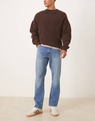 Abercrombie & Fitch Abercrombie & Fitch vintage stretch straight jeans in mid blue wash