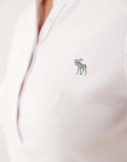 Abercrombie & Fitch – Weißes, geripptes Henley-T-Shirt mit Logo, 4 von 4