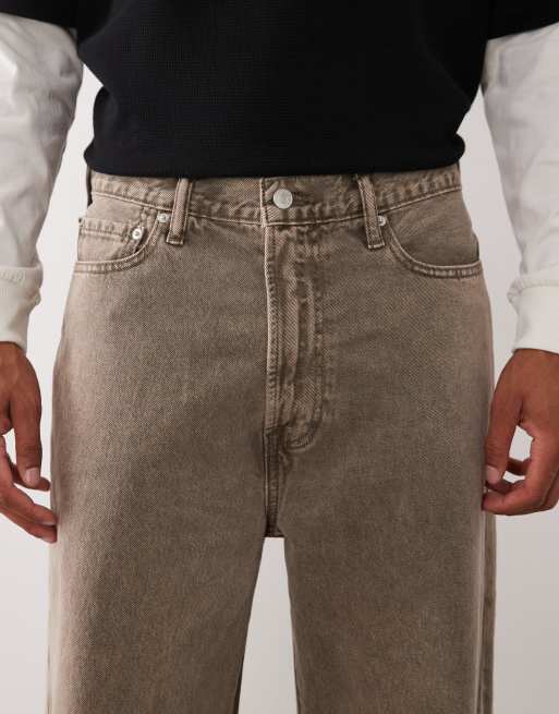 Abercrombie & Fitch – Weit geschnittene Jeans in Braun, 5 von 5