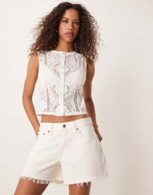 Abercrombie & Fitch - Weite Shorts in Creme-Weiß