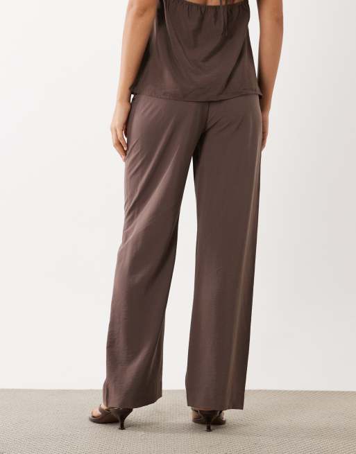 Abercrombie & Fitch wide leg tailored trouser co-ord in brown, 2 of 5
