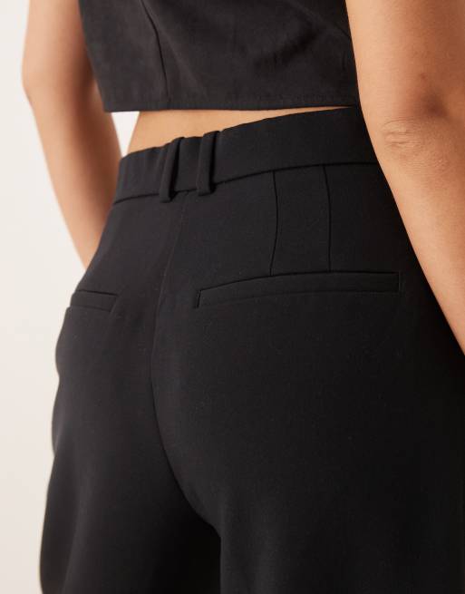 Abercrombie & Fitch wide leg tailored trousers in black, 3 of 5