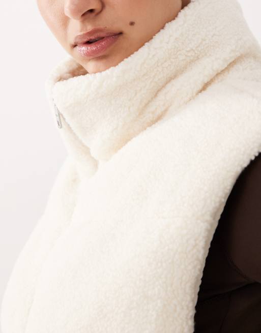 Abercrombie & Fitch YPB high neck vest in white, 4 of 4