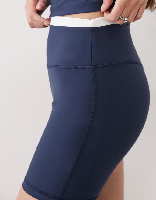 Abercrombie & Fitch YPB sculpting workout shorts co-ord in navy, 3 of 5